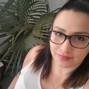 Meet your Posher, Vanessa